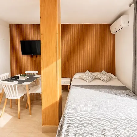 Benalbeach Loft * 베날마데나코스타